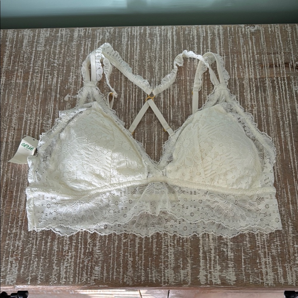 Aerie Off White Bralette. New. Size L